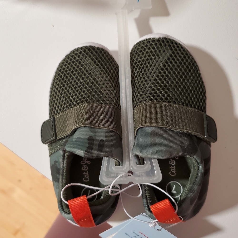 Toddler boys water shoes